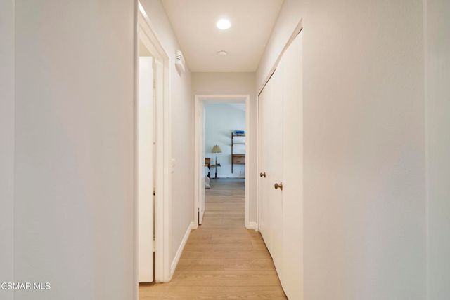 619 Calle Seguro, Oak Park, CA 91377