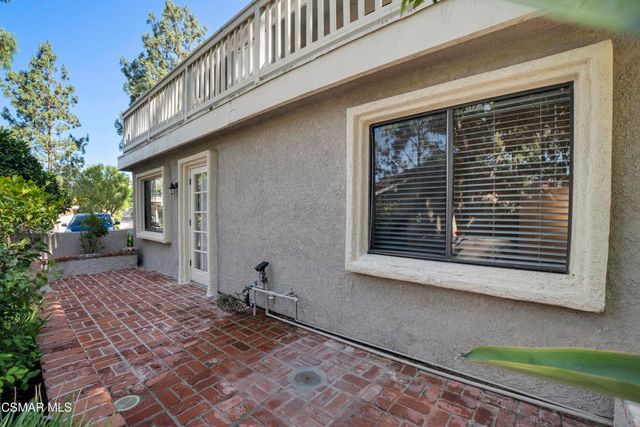 619 Calle Seguro, Oak Park, CA 91377