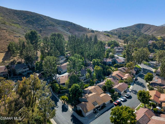 619 Calle Seguro, Oak Park, CA 91377
