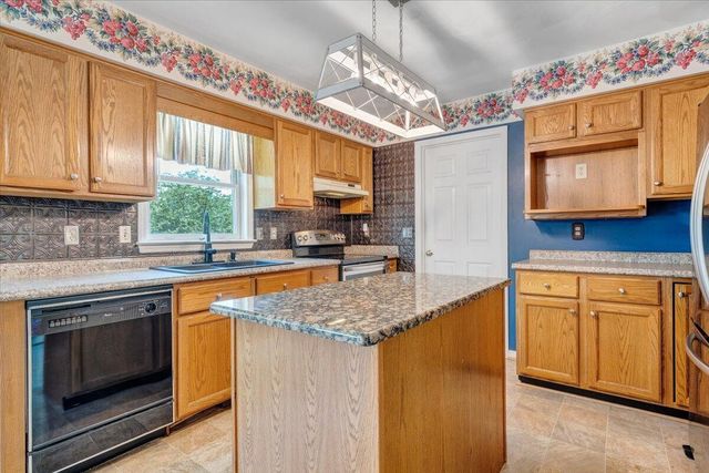 5548 Cider Mill CT, Roanoke, VA 24012