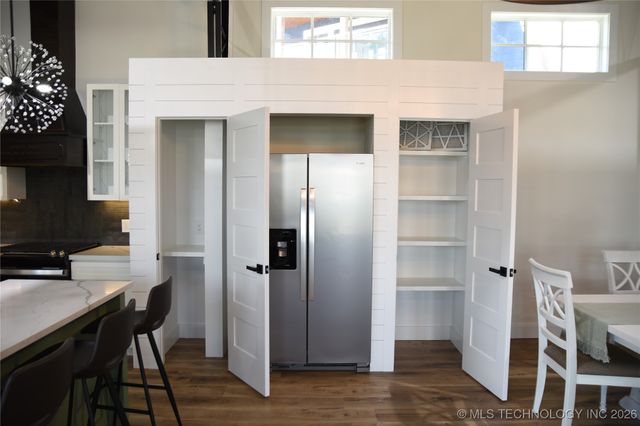 37094 S Cliff Crest Drive, Langley, OK 74350