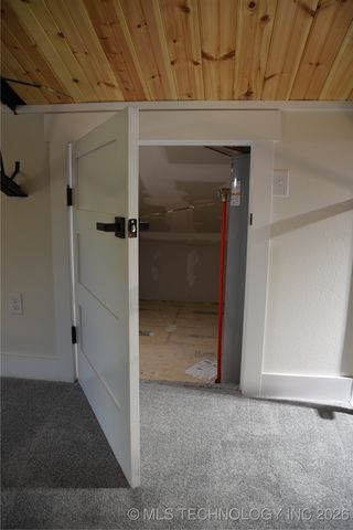 37094 S Cliff Crest Drive, Langley, OK 74350