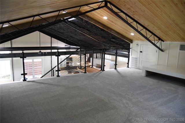 37094 S Cliff Crest Drive, Langley, OK 74350