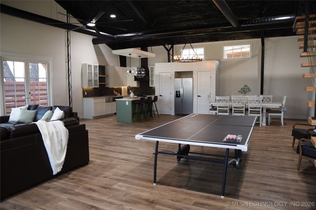 37094 S Cliff Crest Drive, Langley, OK 74350