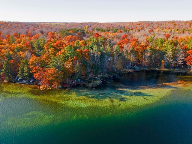 6320 Woodland Drive Ne, Kalkaska, MI 49646