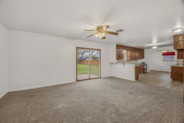 1206 Usher Street, Benbrook, TX 76126