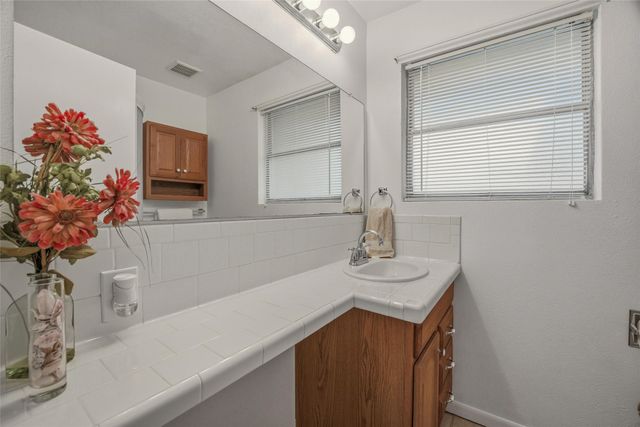 1206 Usher Street, Benbrook, TX 76126