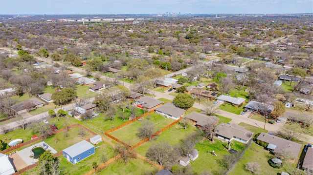 1206 Usher Street, Benbrook, TX 76126
