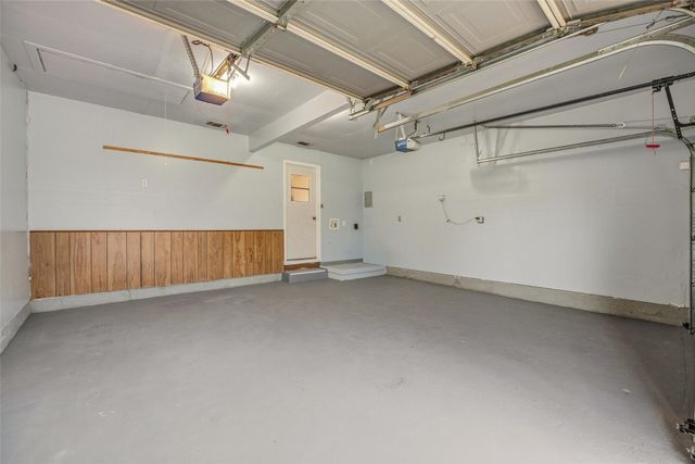 1206 Usher Street, Benbrook, TX 76126