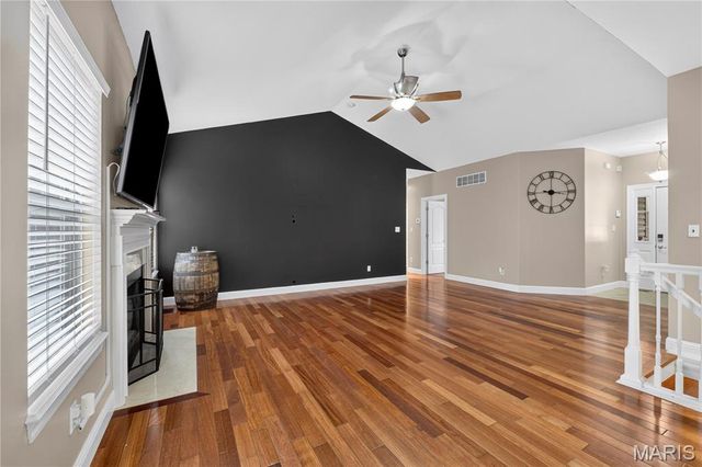 4804 W Rock Creek Road, High Ridge, MO 63049
