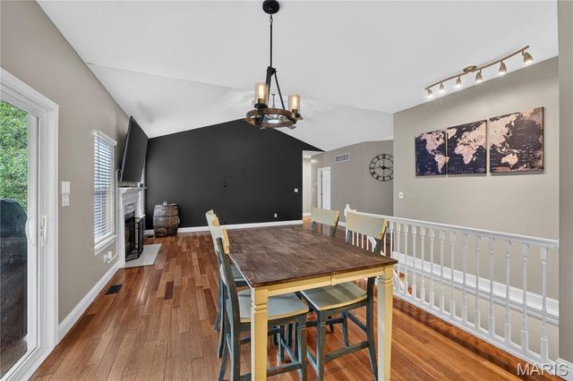 4804 W Rock Creek Road, High Ridge, MO 63049