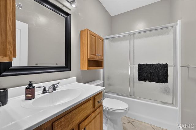4804 W Rock Creek Road, High Ridge, MO 63049