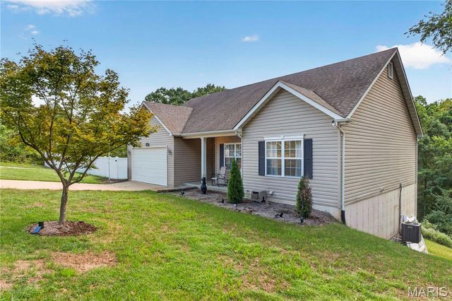 4804 W Rock Creek Road, High Ridge, MO 63049