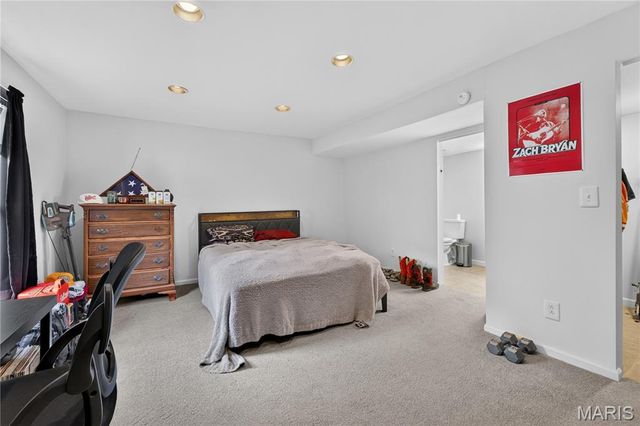 4804 W Rock Creek Road, High Ridge, MO 63049