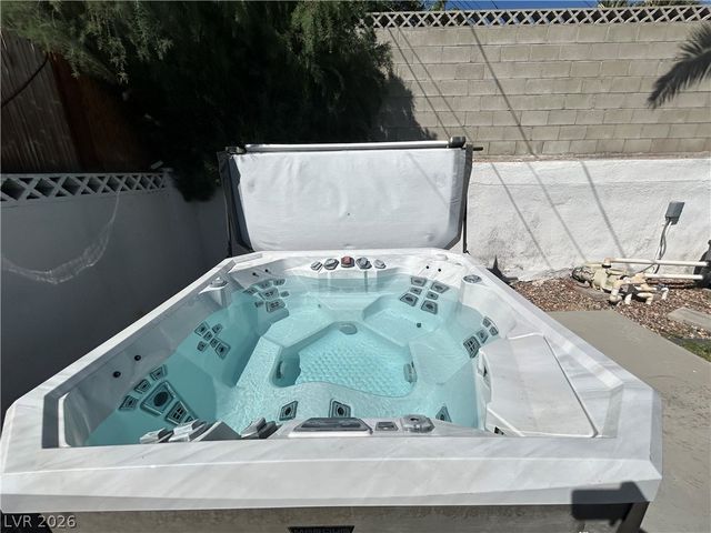 1734 Sombrero Drive, Las Vegas, NV 89169