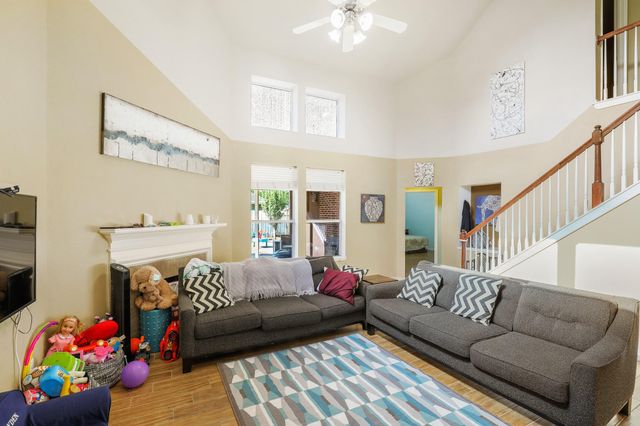 17611 Haywood Oaks Drive, Houston, TX 77095