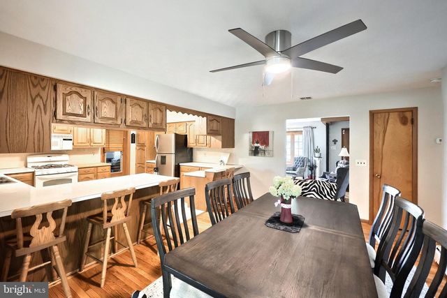 20 DAVIDSON DR, York, PA 17402
