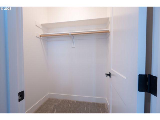 1231 THUNDERBIRD Ave S, Salem, OR 97306