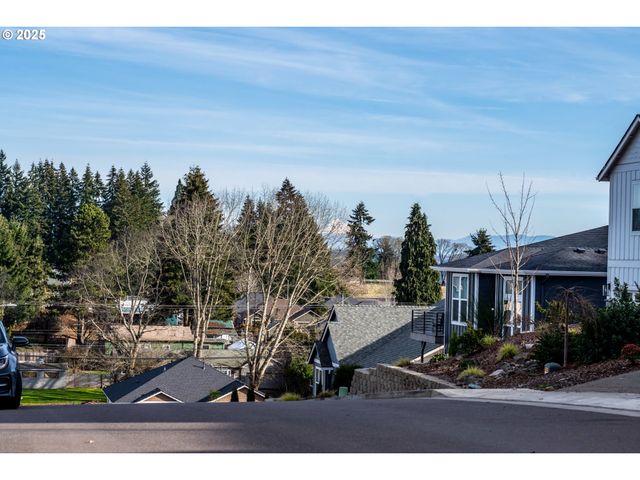 1231 THUNDERBIRD Ave S, Salem, OR 97306