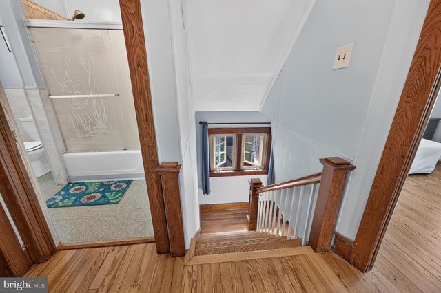 128 E KNIGHT AVE, Collingswood, NJ 08108