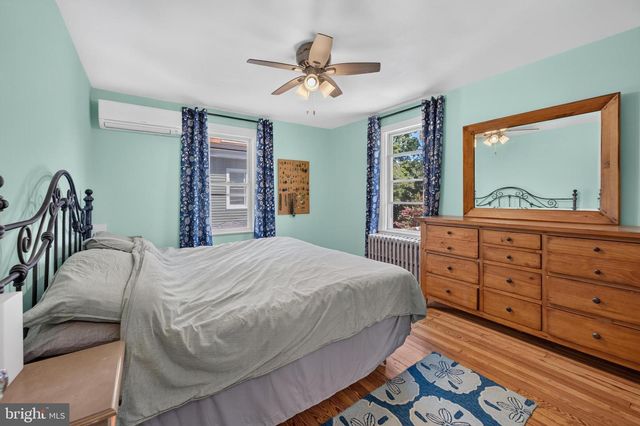 128 E KNIGHT AVE, Collingswood, NJ 08108