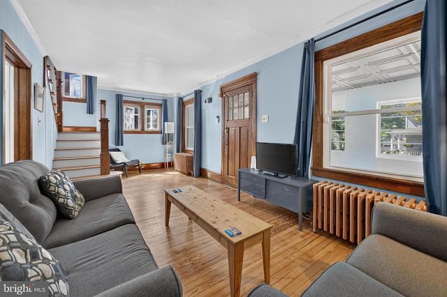 128 E KNIGHT AVE, Collingswood, NJ 08108