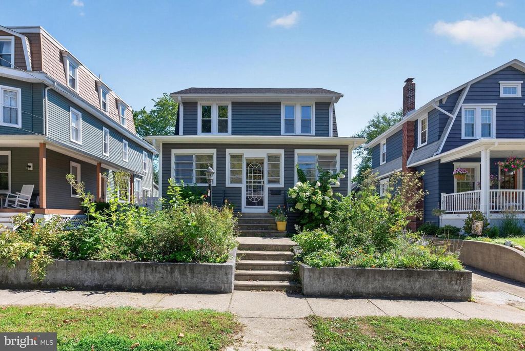 128 E KNIGHT AVE, Collingswood, NJ 08108 — photo 2