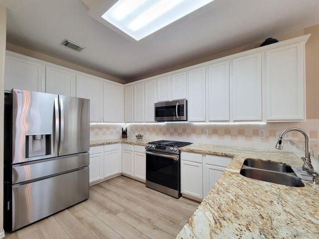 17615 Forest Haven Trail, Tomball, TX 77375