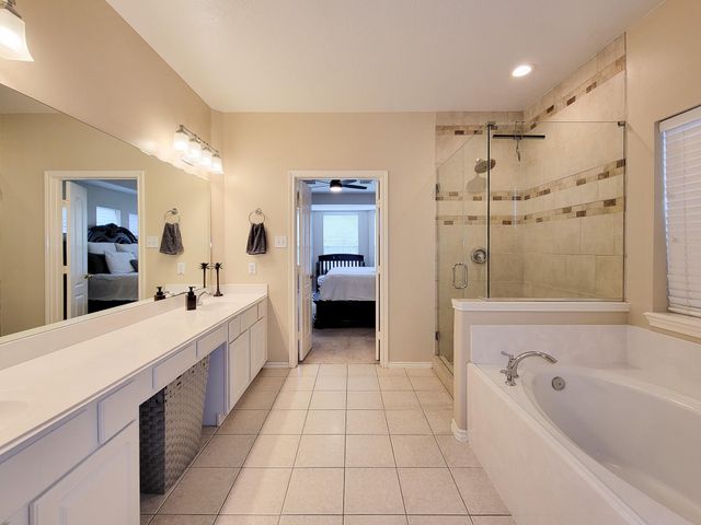 17615 Forest Haven Trail, Tomball, TX 77375