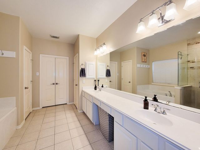 17615 Forest Haven Trail, Tomball, TX 77375