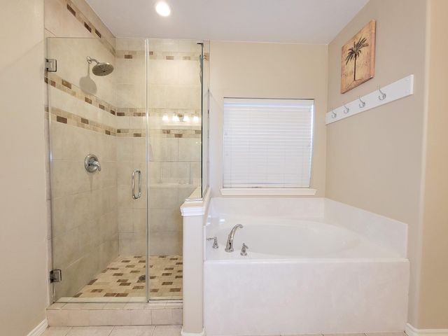 17615 Forest Haven Trail, Tomball, TX 77375