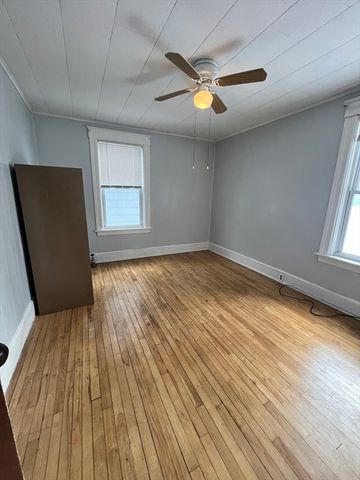 52 Lincoln St 1, North Andover, MA 01845