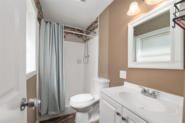 1505 NE 19TH LANE, Gainesville, FL 32609