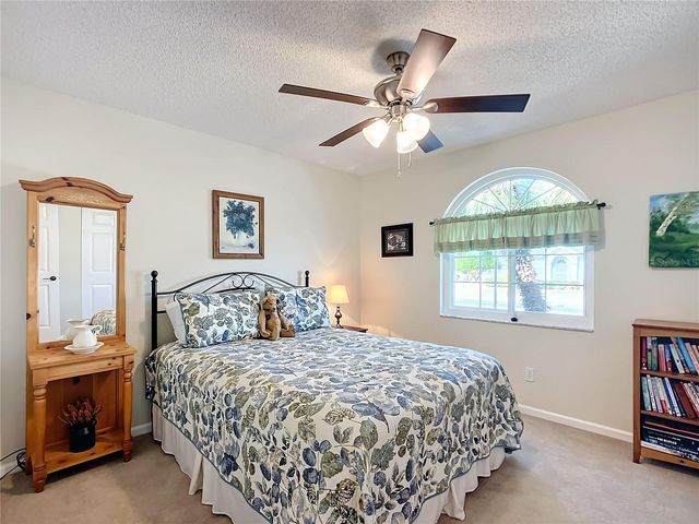 5226 NW 21ST LOOP, Ocala, FL 34482