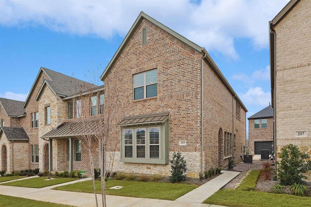 213 Mcconathy Way, Flower Mound, TX 75028
