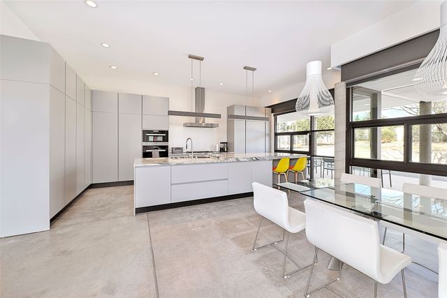 7 Camino Don Patron, Santa Fe, NM 87506