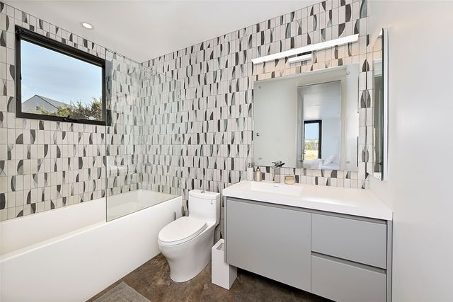 7 Camino Don Patron, Santa Fe, NM 87506