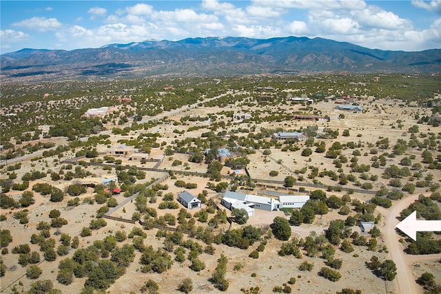 7 Camino Don Patron, Santa Fe, NM 87506