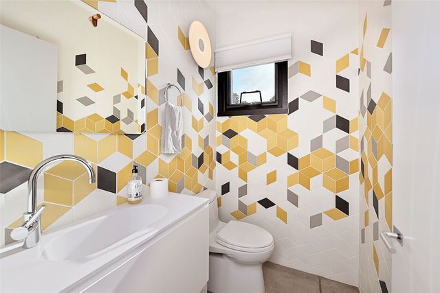 7 Camino Don Patron, Santa Fe, NM 87506