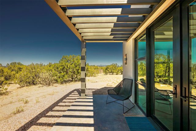 7 Camino Don Patron, Santa Fe, NM 87506