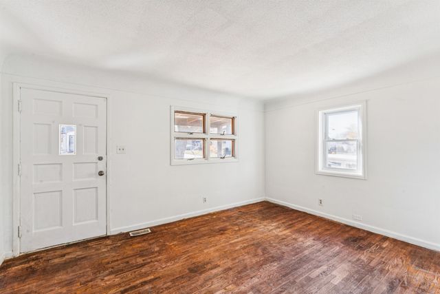 3722 Larchmont Street, Flint, MI 48532