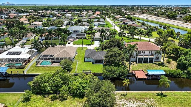 2314 SE 18th AVE, Cape Coral, FL 33990
