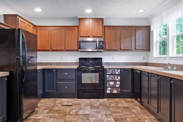 441 Hawthorne Hill Rd, Shelbyville, TN 37160