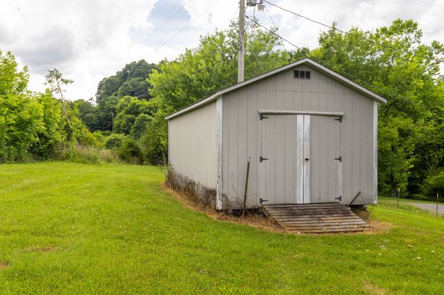 441 Hawthorne Hill Rd, Shelbyville, TN 37160