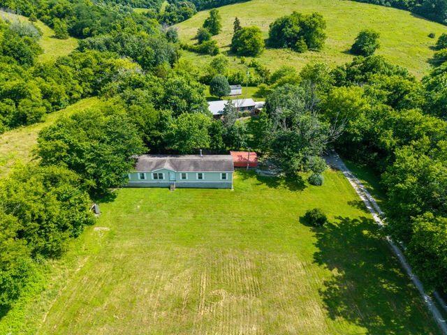 441 Hawthorne Hill Rd, Shelbyville, TN 37160