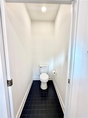 869 Edwards Street, Mobile, AL 36610