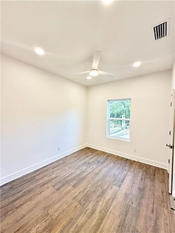 869 Edwards Street, Mobile, AL 36610