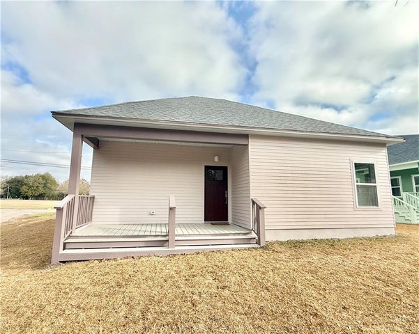 869 Edwards Street, Mobile, AL 36610