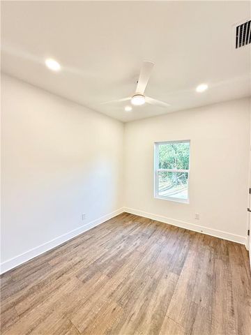 869 Edwards Street, Mobile, AL 36610