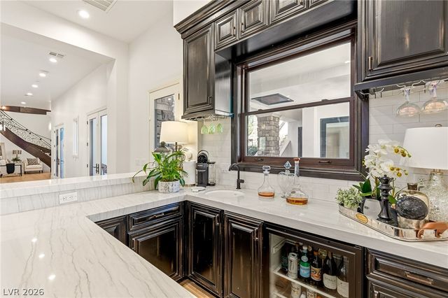 25 Pebble Dunes Court, Las Vegas, NV 89141
